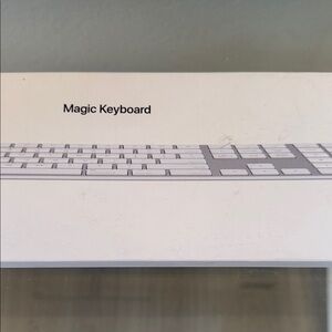 Apple Magic Keyboard in White and Silver